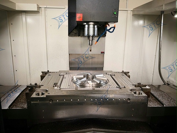 注塑模具用CNC